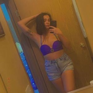 Meet your Posher, Chrysany